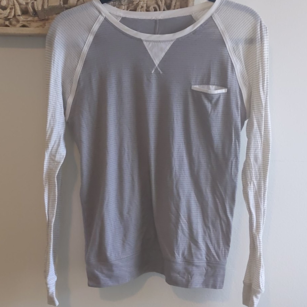 Light long sleeve